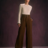 Pantalon droit taille haute à boutonnage pour femme