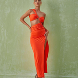 Robe Longue Découpes Asymétriques à Fente Élégante