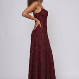 Robe Longue Dentelle Florale Dos Lacé Élégance