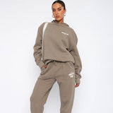 Ensemble Sweat à Capuche et Jogging Moderne – Deux-Pièces Confortable
