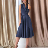 Robe Midi Évasée Col Croisé Élégance Intemporelle