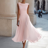 Robe midi plissée sans manches à col bénitier