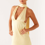 Robe Courte Dos Nu à Col Halter Élégante