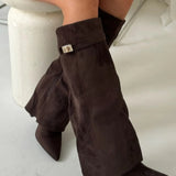 Evy | Bottes Élégantes en Suède avec Accents Dorés