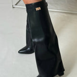 Evy | Bottes Élégantes en Suède avec Accents Dorés