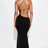 Robe Longue Asymétrique Découpe Sculpturale Élégance