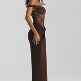 Robe Longue Dentelle Bardot Élégance Sensuelle