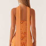 Robe Courte Brodée Sans Bretelles Élégance Florale