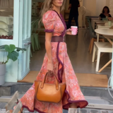 Robe Longue Fleurie à Manches Courtes et Fente