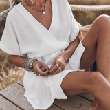 Robe Courte Col V Fluide Taille Cintrée Élégance Légère