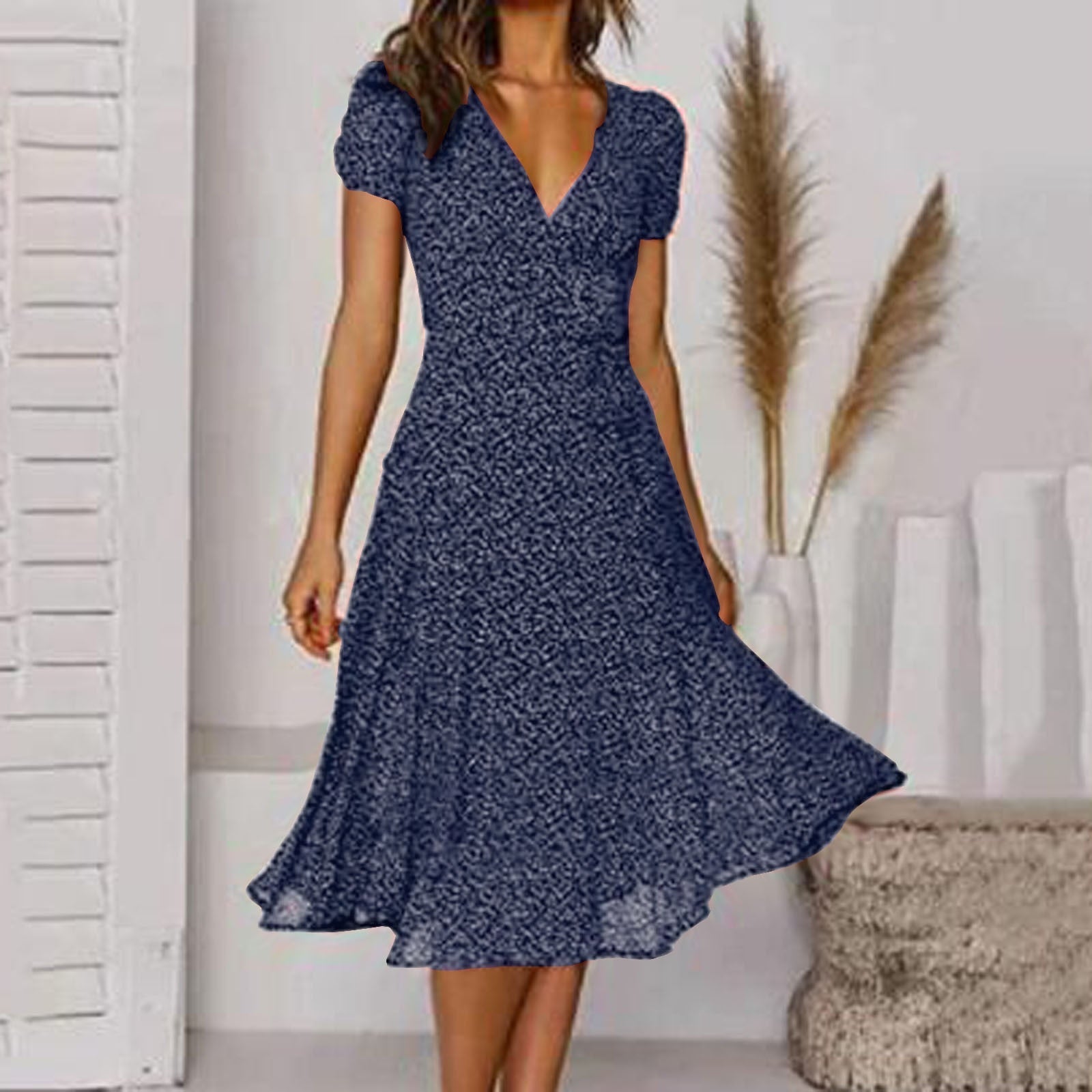 Robe Midi Fleurie à Col V
