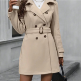 Kort Trenchcoat Med Bælte Elegant Figurformende Stil