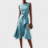 Robe midi ajustée sans manches à taille nouée