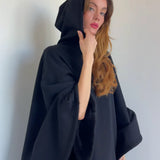 Plaid Poncho à Capuche – Couverture Oversize Ultra Douce