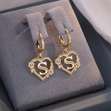 Boucles d'oreilles créoles cœur avec initiale, femme