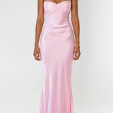 Robe Longue Satinée à Corsage Orné