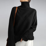 Pull Femme Col Montant Maille Texturée – Élégance Moderne