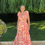 Robe longue fleurie à col V et volants