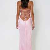 Robe Longue Satinée à Corsage Orné