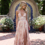 Robe longue à fleurs col licou pour femme