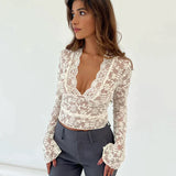 Top Dentelle Transparente Col Plongeant Élégance Chic