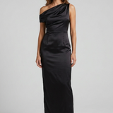 Robe Longue Satinée Asymétrique Élégante