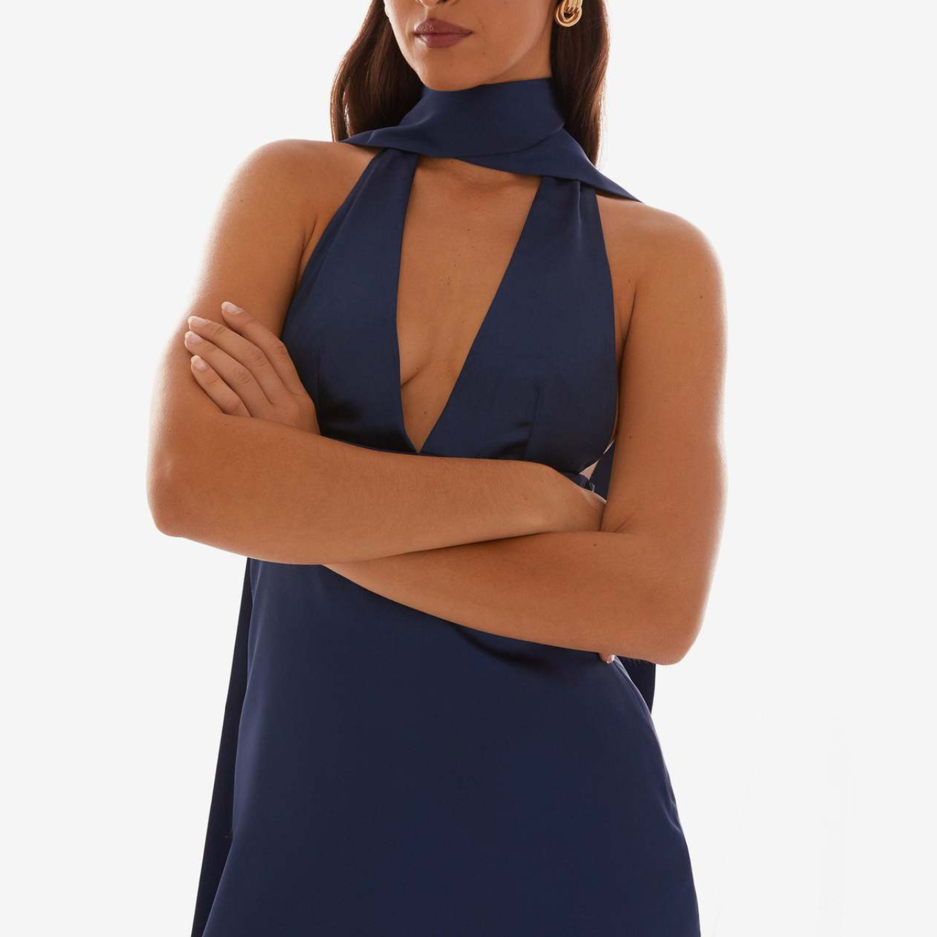 Robe Courte Dos Nu à Col Halter Élégante