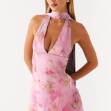 Robe Courte Fleurie Dos Nu Col Halter Élégance