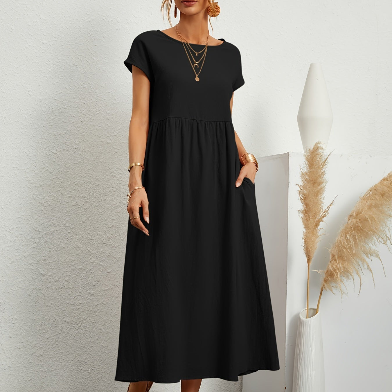 Robe Midi Unie à Col Rond