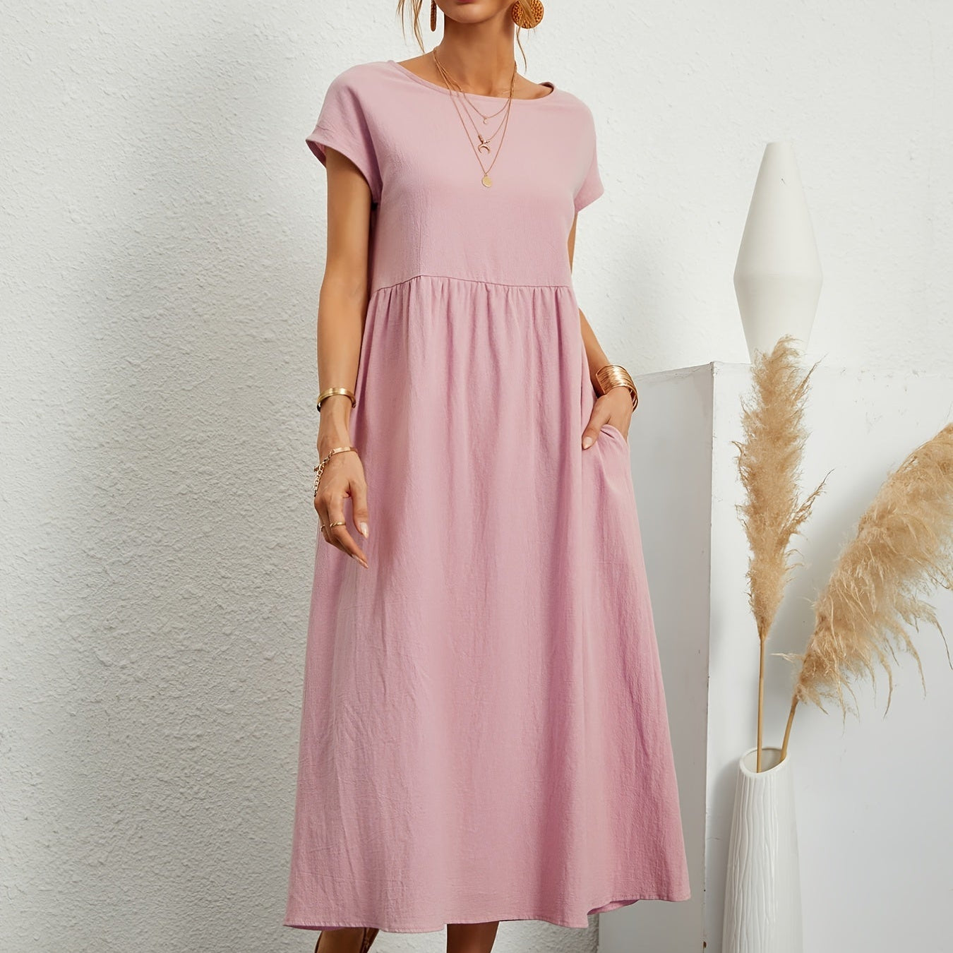 Robe Midi Unie à Col Rond