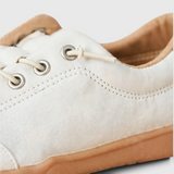 Baskets femme pieds larges en toile à lacets élastiques