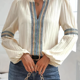 Blouse Plissée Col Brodé Manches Amples Élégance Bohème