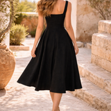 Robe mi-longue col carré à jupe ample