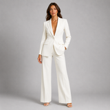 Ensemble femme blazer ajusté et pantalon large