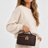 Sac à main tressé compact en cuir vegan