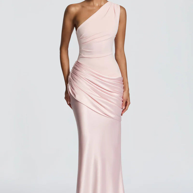 Robe Longue Satinée Asymétrique Drapée