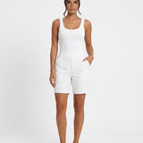 Short femme taille haute jambe droite à poches