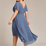 Robe midi portefeuille plissée à manches volantées