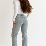 Jean droit taille haute coupe moderne confortable