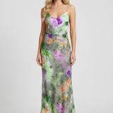 Robe Longue Satinée Fleurie Dos Nu Élégance Artistique
