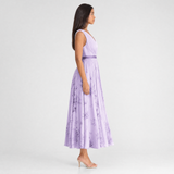 Robe midi plissée à col V sans manches