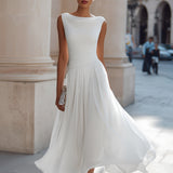 Robe midi plissée sans manches à col bénitier
