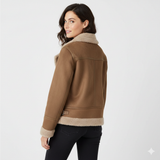 Kort Aviator Jakke Med Faux Fur Moderne Komfort Stil