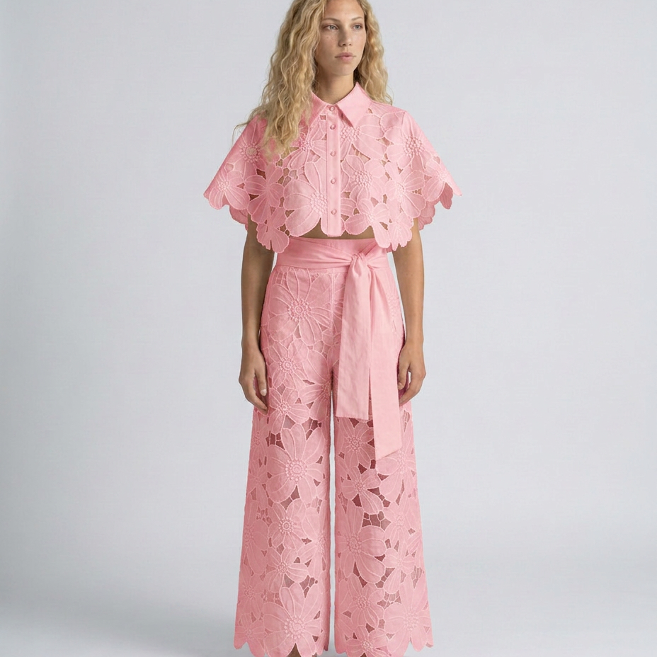Ensemble femme top sans manches et jupe midi brodée