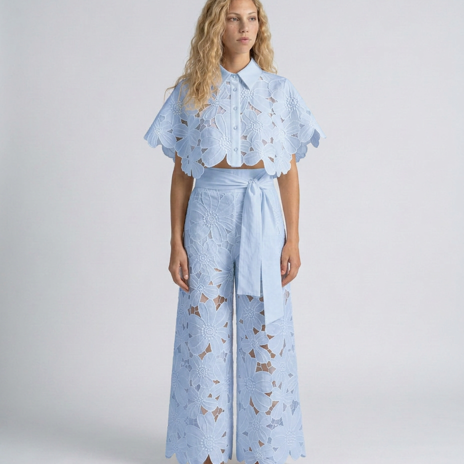 Ensemble femme top sans manches et jupe midi brodée