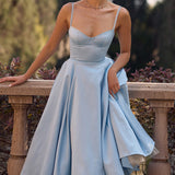 Robe Midi Évasée à Bretelles Fines