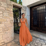 Robe longue plissée sans manches à col V pour femme