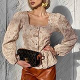 Elegant Blonde Bluse Med Pufærmer Feminint Stil