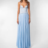 Robe longue plissée à col licou et décolleté V