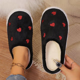 Chaussons Fourrés à Motifs Cœur